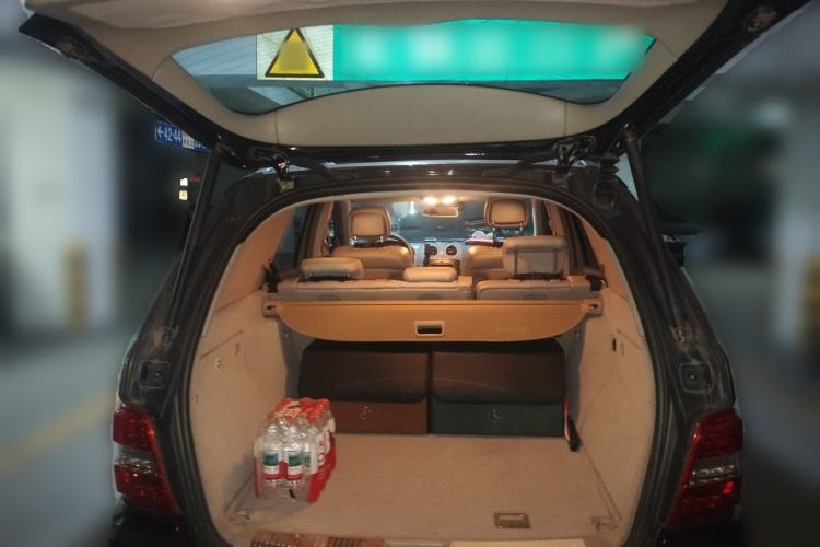 Used Mercedes-Benz M-Class 2008 ML 350 4MATIC Luxury Model Trunk