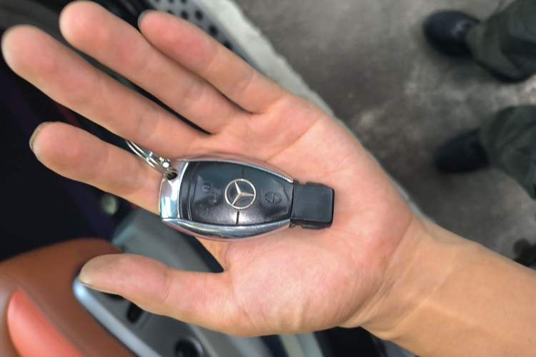 Used Mercedes-Benz M-Class 2008 ML 350 4MATIC Dynamic Model Vehicle Key