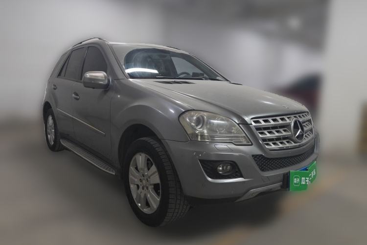 Used Mercedes-Benz M-Class 2008 ML 350 4MATIC Dynamic Model Front Right 45 Deg