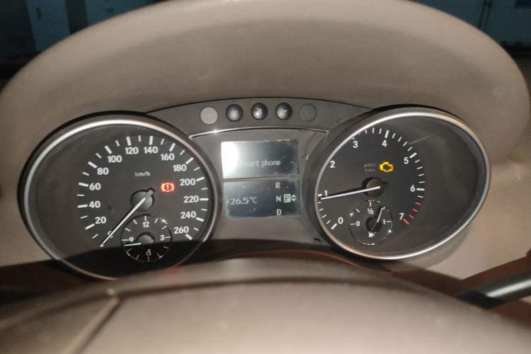 Used Mercedes-Benz M-Class 2008 ML 350 4MATIC Luxury Model Instrument Cluster