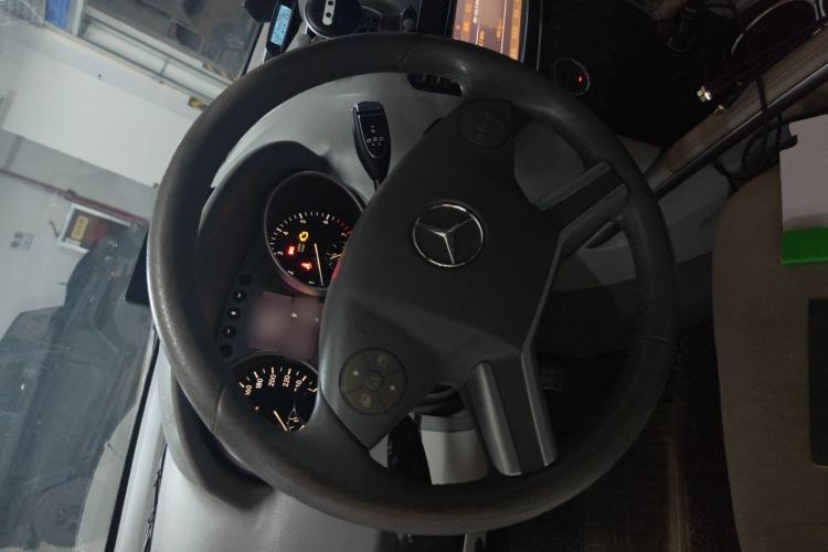 Used Mercedes-Benz M-Class 2008 ML 350 4MATIC Dynamic Model Steering Wheel