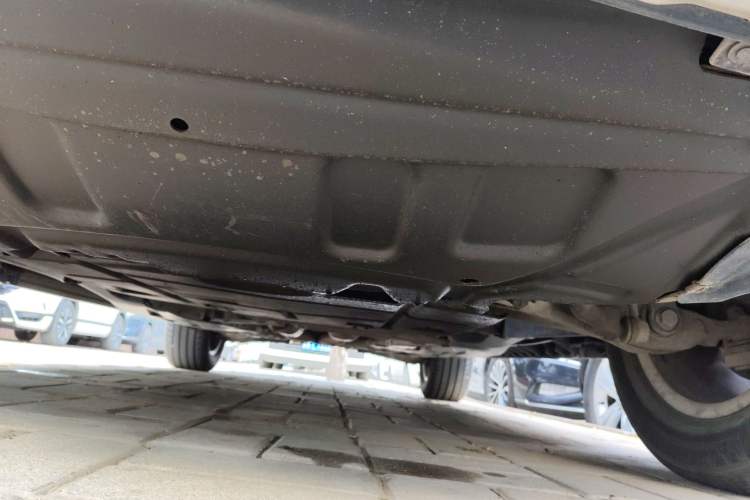 Used Mercedes-Benz M-Class 2010 ML 300 4MATIC Chassis Front