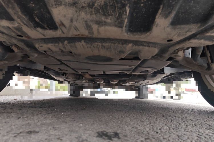 Used Mercedes-Benz M-Class 2010 ML 350 4MATIC Luxury Model Chassis Front