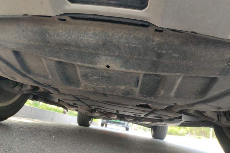 Used Mercedes-Benz M-Class 2010 ML 300 4MATIC Chassis Front