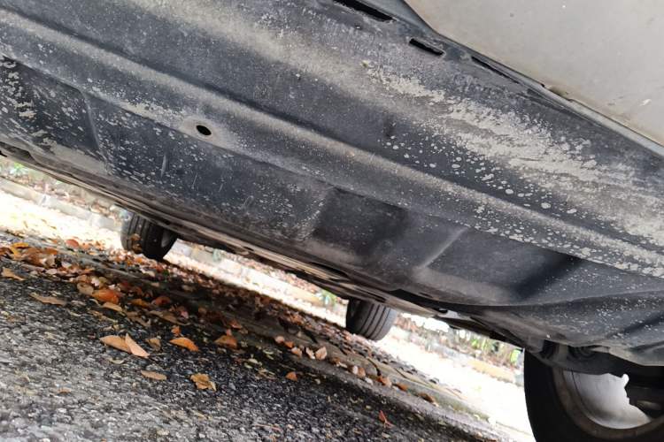 Used Mercedes-Benz M-Class 2010 ML 300 4MATIC Chassis Front