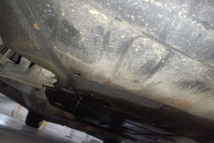 Used Mercedes-Benz M-Class 2010 ML 350 4MATIC Luxury Model Chassis Front