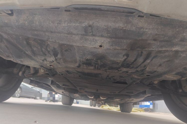 Used Mercedes-Benz M-Class 2010 ML 350 4MATIC Luxury Model Chassis Front