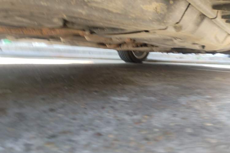 Used Mercedes-Benz M-Class 2010 ML 350 4MATIC Luxury Model Chassis Front Left