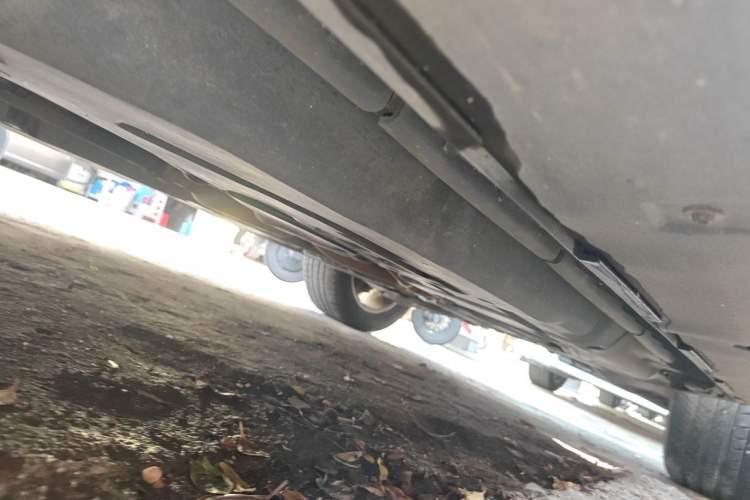 Used Mercedes-Benz M-Class 2010 ML 300 4MATIC Chassis Front Left