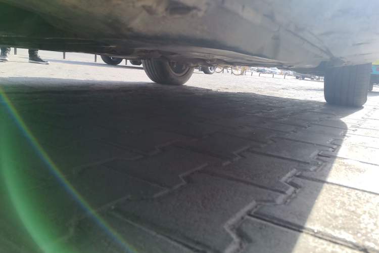 Used Mercedes-Benz M-Class 2010 ML 300 4MATIC Chassis Front Left