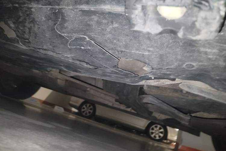 Used Mercedes-Benz M-Class 2010 ML 350 4MATIC Luxury Model Chassis Front Right