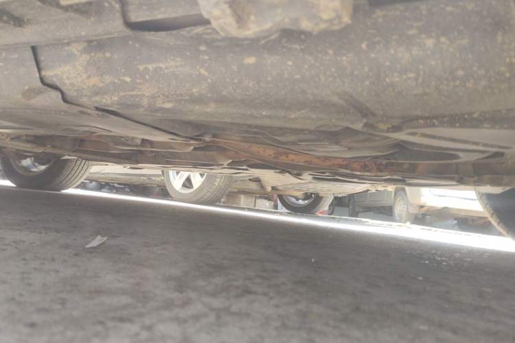 Used Mercedes-Benz M-Class 2010 ML 350 4MATIC Luxury Model Chassis Front Right