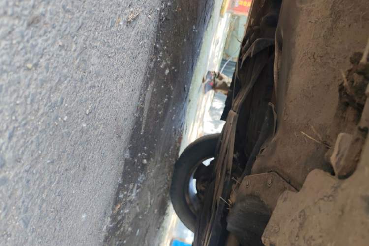 Used Mercedes-Benz M-Class 2010 ML 300 4MATIC Chassis Front Right