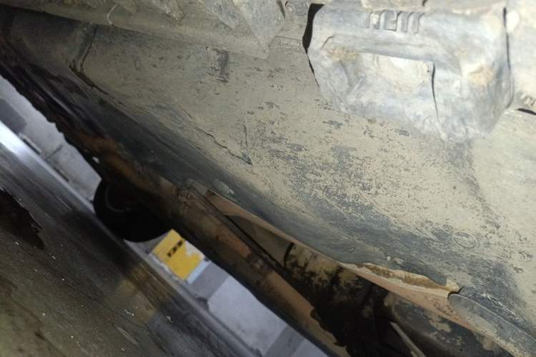 Used Mercedes-Benz M-Class 2010 ML 350 4MATIC Luxury Model Chassis Front Right