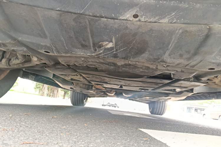 Used Mercedes-Benz M-Class 2010 ML 300 4MATIC Chassis Front