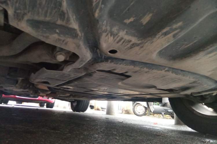 Used Mercedes-Benz M-Class 2010 ML 300 4MATIC Chassis Front