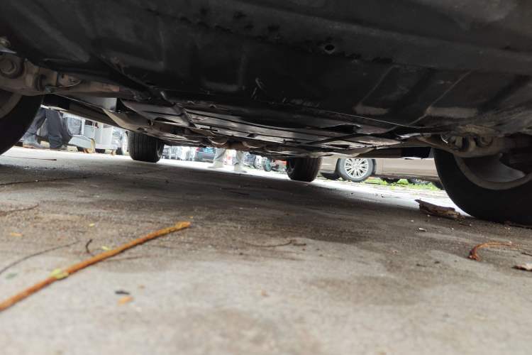 Used Mercedes-Benz M-Class 2010 ML 300 4MATIC Chassis Front