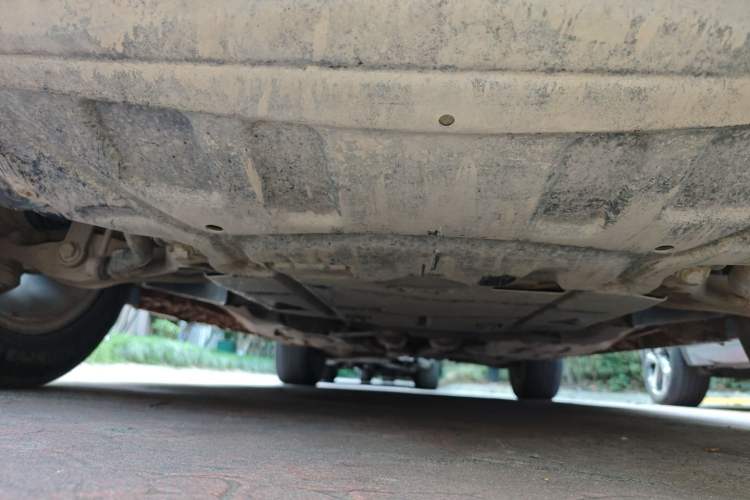Used Mercedes-Benz M-Class 2010 ML 300 4MATIC Chassis Front