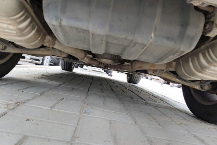 Used Mercedes-Benz M-Class 2010 ML 300 4MATIC Chassis Rear