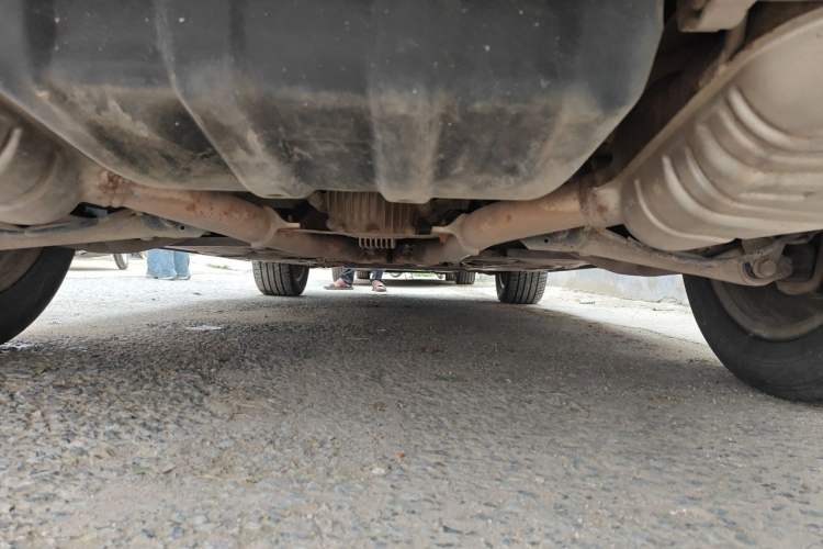 Used Mercedes-Benz M-Class 2010 ML 300 4MATIC Chassis Rear