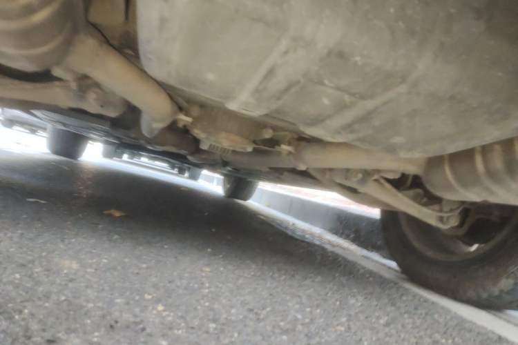 Used Mercedes-Benz M-Class 2010 ML 300 4MATIC Chassis Rear