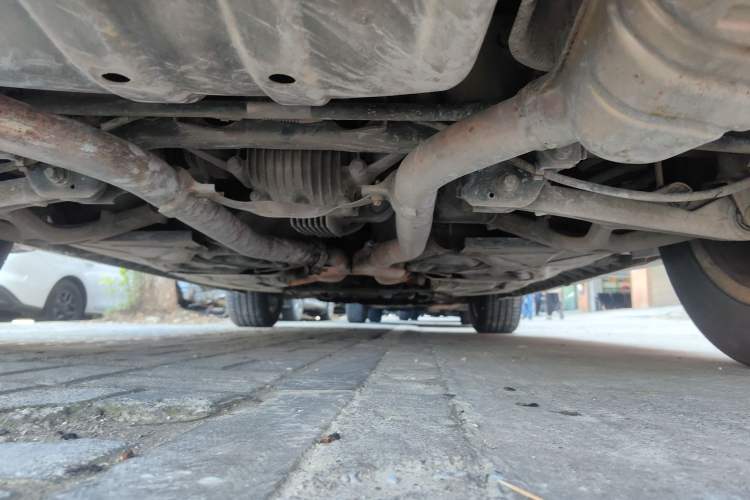 Used Mercedes-Benz M-Class 2010 ML 300 4MATIC Chassis Rear
