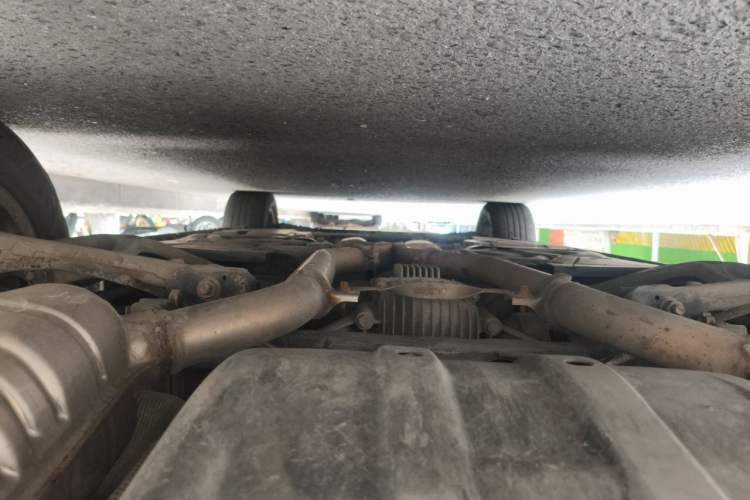 Used Mercedes-Benz M-Class 2010 ML 300 4MATIC Chassis Rear