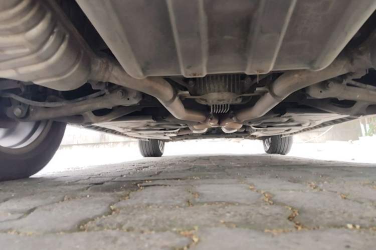Used Mercedes-Benz M-Class 2010 ML 350 4MATIC Luxury Model Chassis Rear