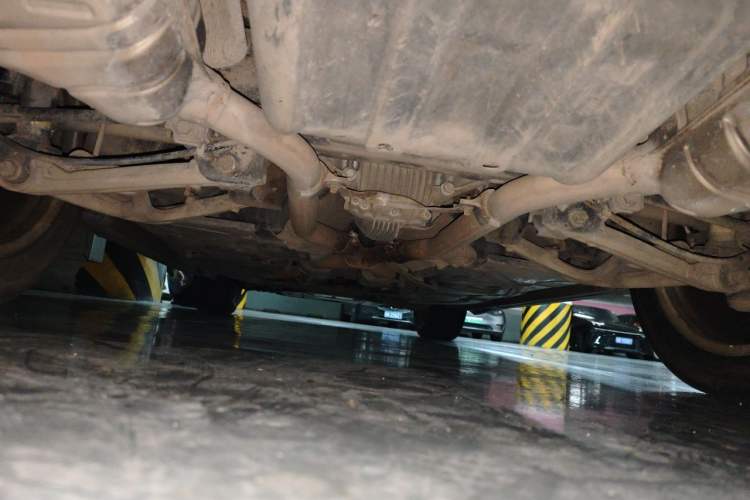 Used Mercedes-Benz M-Class 2010 ML 350 4MATIC Luxury Model Chassis Rear