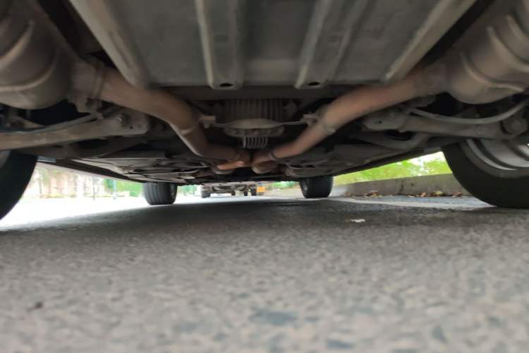 Used Mercedes-Benz M-Class 2010 ML 350 4MATIC Luxury Model Chassis Rear