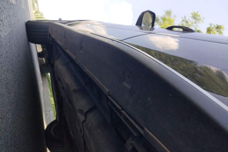 Used Mercedes-Benz M-Class 2010 ML 300 4MATIC Chassis Rear Left