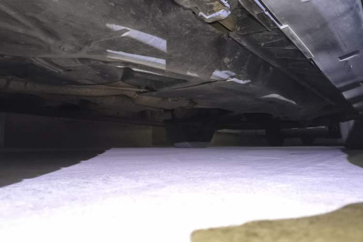 Used Mercedes-Benz M-Class 2010 ML 300 4MATIC Chassis Rear Left