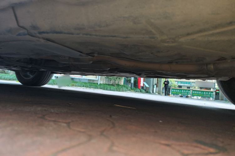 Used Mercedes-Benz M-Class 2010 ML 300 4MATIC Chassis Rear Left