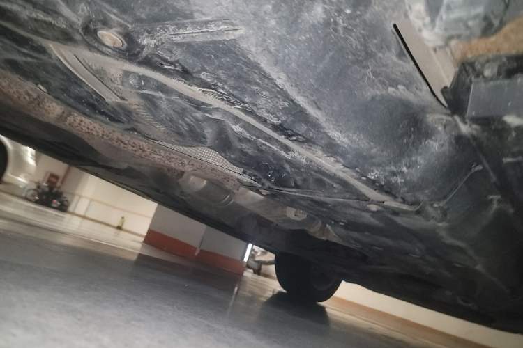 Used Mercedes-Benz M-Class 2010 ML 350 4MATIC Luxury Model Chassis Rear Right