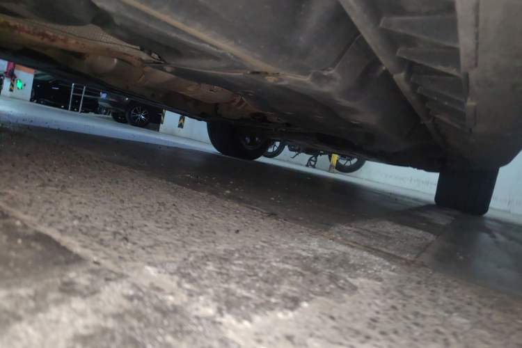 Used Mercedes-Benz M-Class 2010 ML 350 4MATIC Luxury Special Edition Chassis Rear Right
