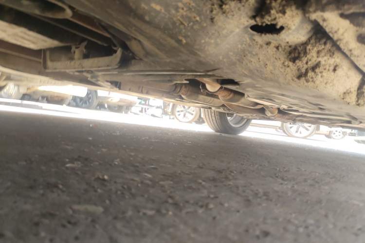 Used Mercedes-Benz M-Class 2010 ML 350 4MATIC Luxury Model Chassis Rear Right