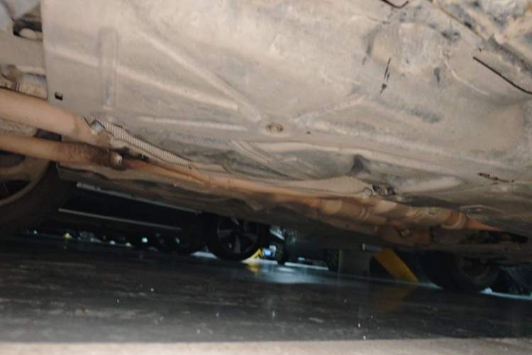 Used Mercedes-Benz M-Class 2010 ML 350 4MATIC Luxury Model Chassis Rear Right