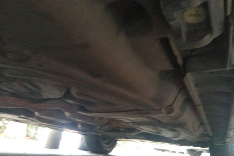 Used Mercedes-Benz M-Class 2010 ML 300 4MATIC Chassis Rear Right