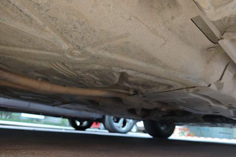Used Mercedes-Benz M-Class 2010 ML 300 4MATIC Chassis Rear Right