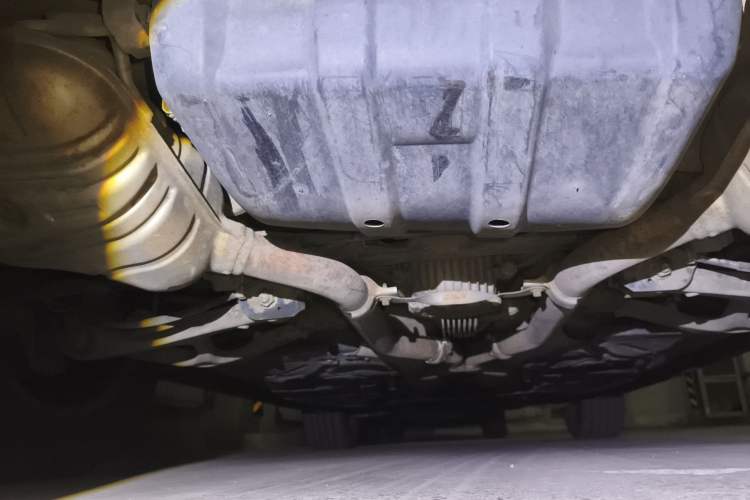 Used Mercedes-Benz M-Class 2010 ML 300 4MATIC Chassis Rear