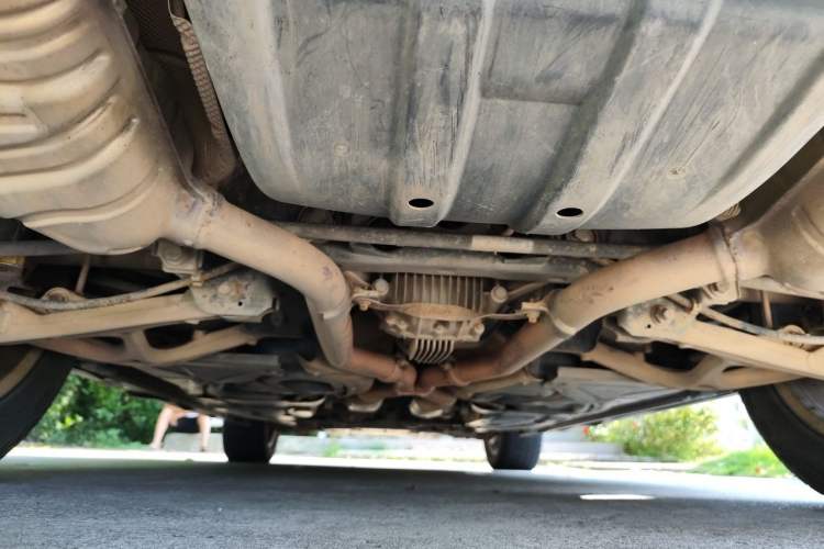 Used Mercedes-Benz M-Class 2010 ML 300 4MATIC Chassis Rear