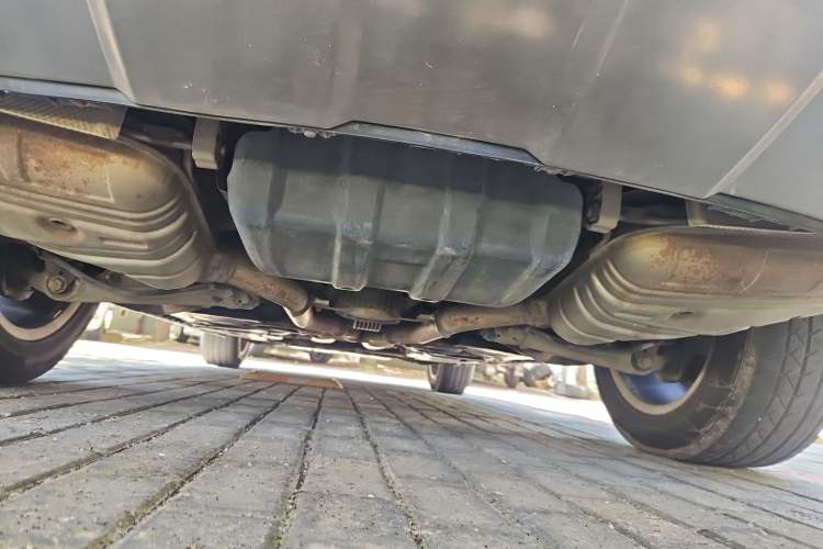 Used Mercedes-Benz M-Class 2010 ML 300 4MATIC Chassis Rear
