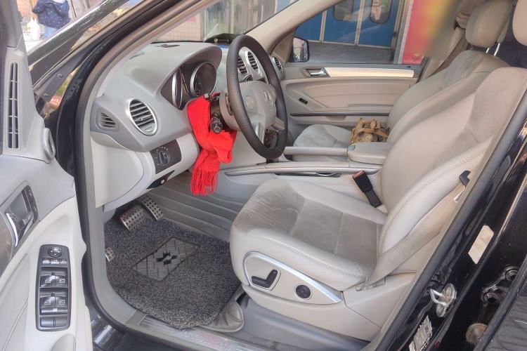 Used Mercedes-Benz M-Class 2010 ML 300 4MATIC Driver Seat