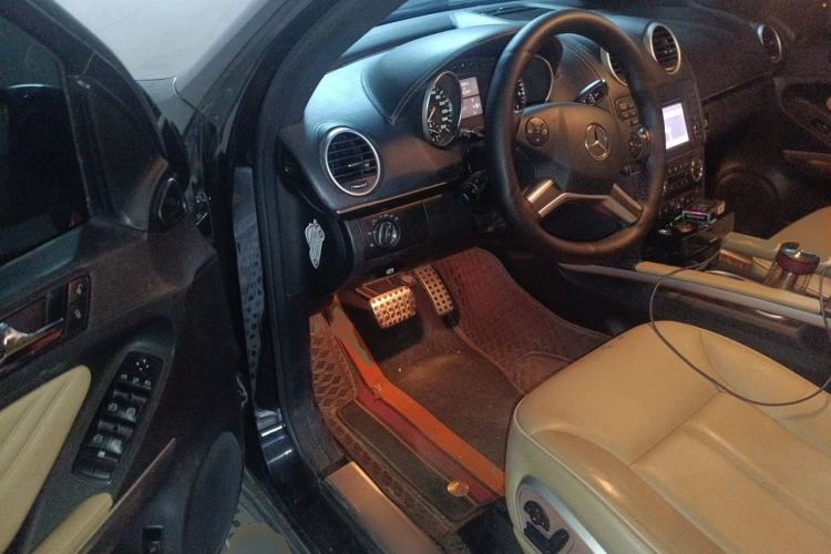 Used Mercedes-Benz M-Class 2010 ML 350 4MATIC Luxury Model Driver Seat