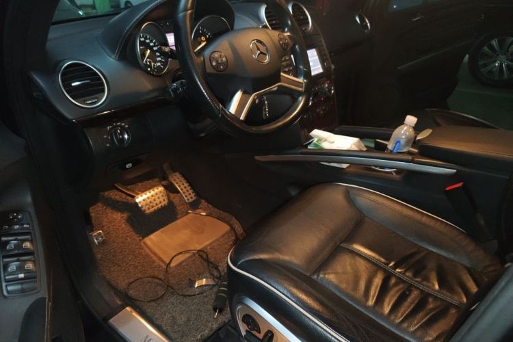 Used Mercedes-Benz M-Class 2010 ML 350 4MATIC Luxury Special Edition Driver Seat