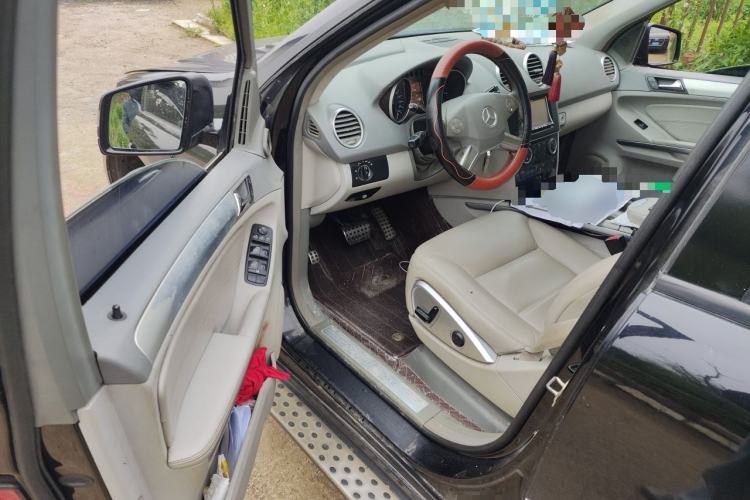 Used Mercedes-Benz M-Class 2010 ML 300 4MATIC Driver Seat