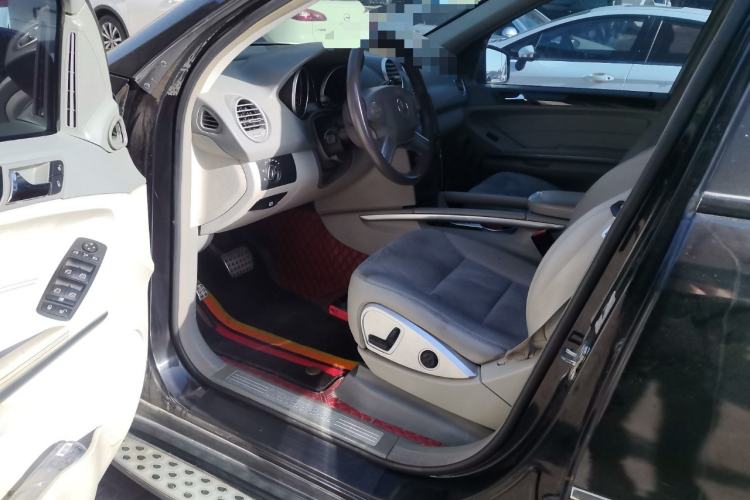 Used Mercedes-Benz M-Class 2010 ML 300 4MATIC Driver Seat