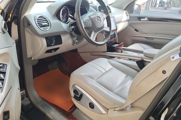 Used Mercedes-Benz M-Class 2010 ML 350 4MATIC Luxury Model Driver Seat