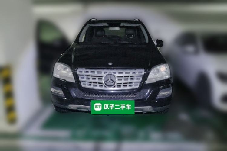 Used Mercedes-Benz M-Class 2010 ML 300 4MATIC Front