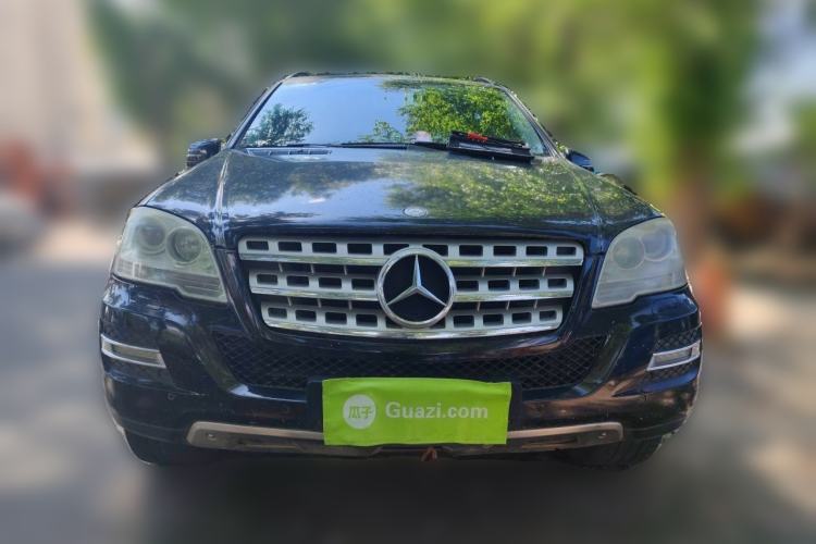 Used Mercedes-Benz M-Class 2010 ML 300 4MATIC Front